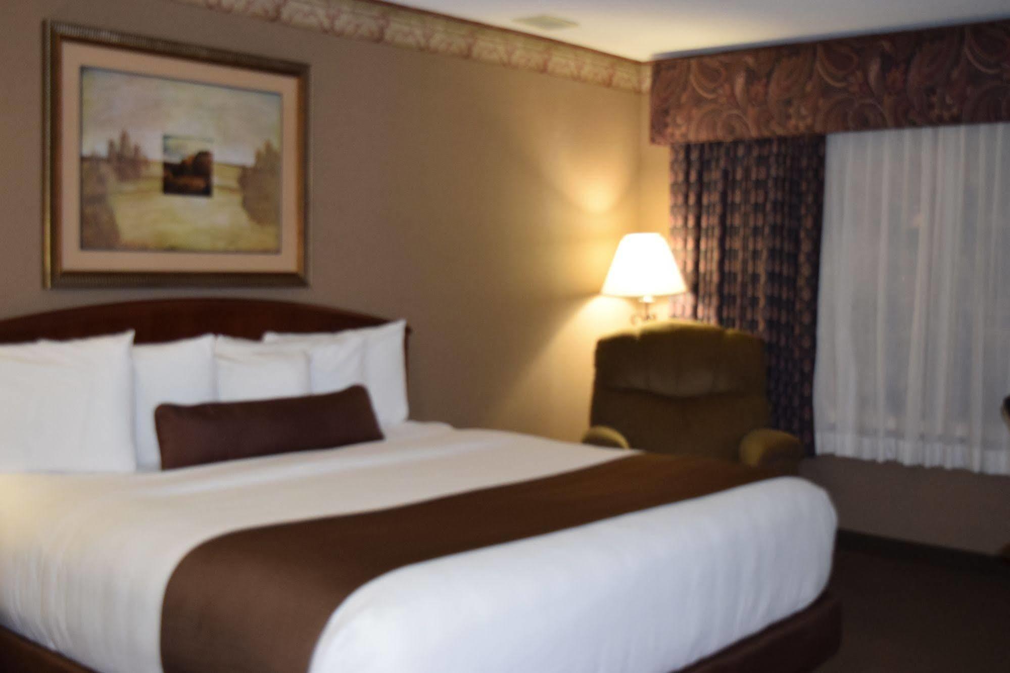 Heartland Inn & Suites, Surestay Collection By Best Western Park Rapids Exterior foto